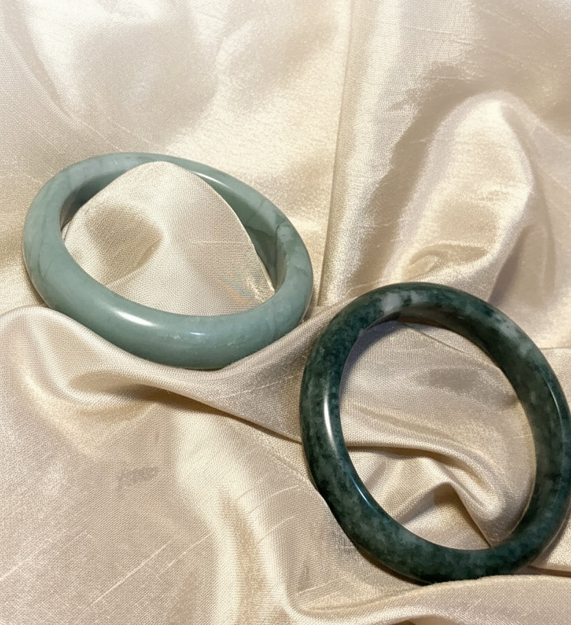 Thick Jade Bangle