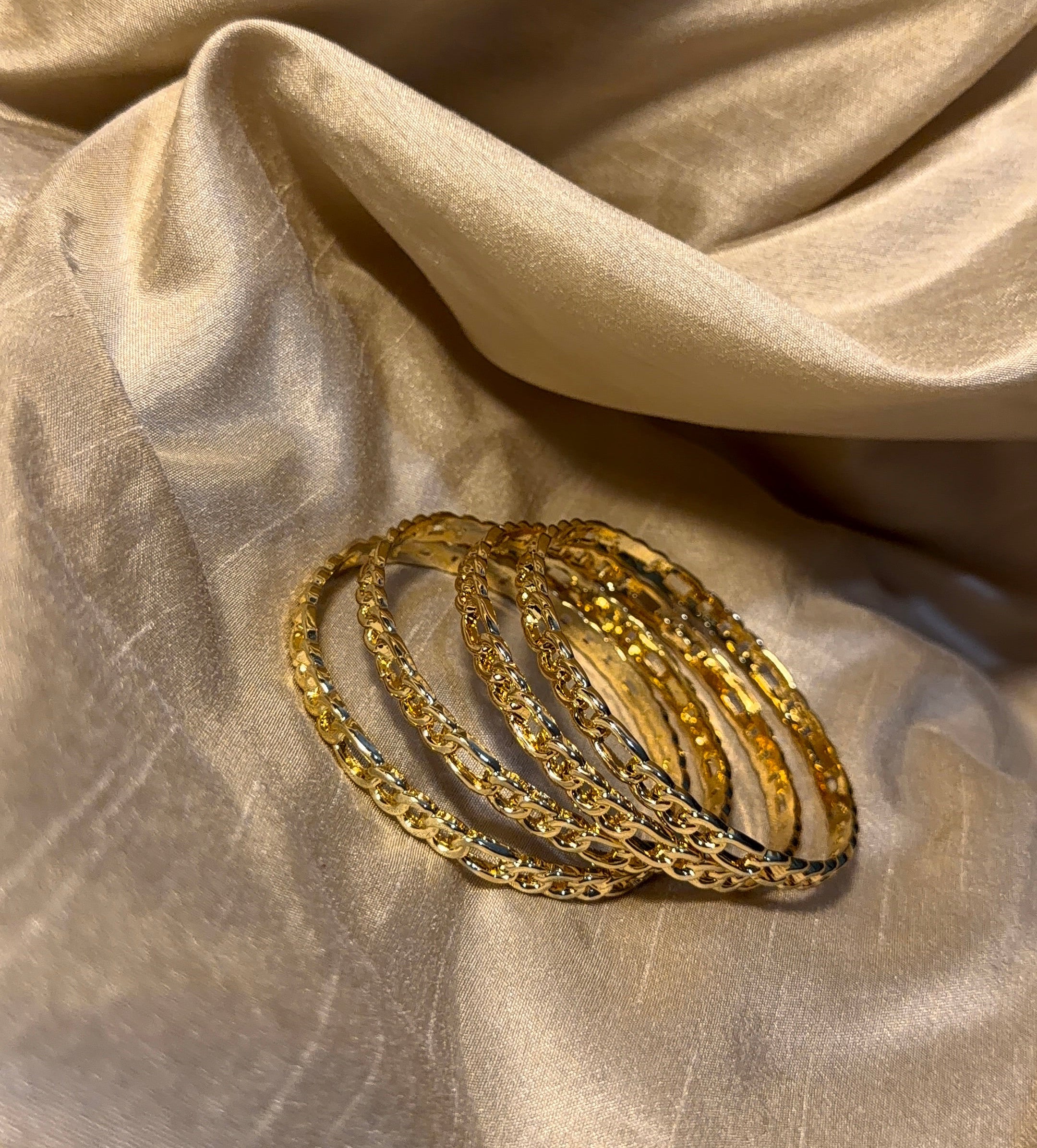 Figaro Bangle