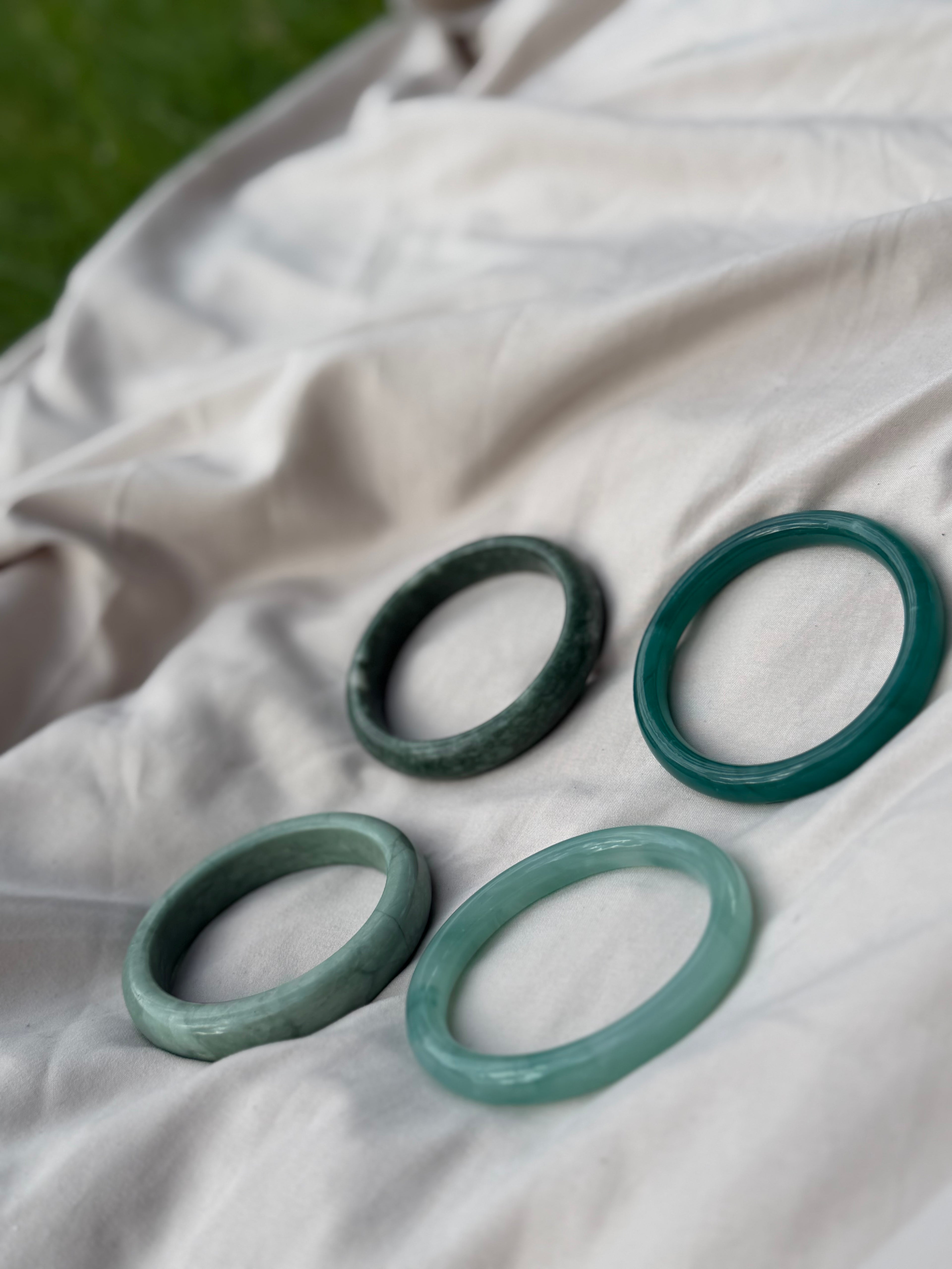 Thick Jade Bangle